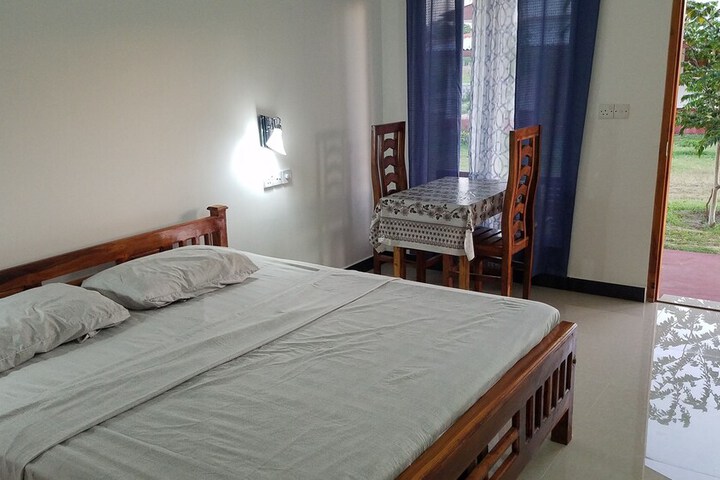 Room 2 of 23