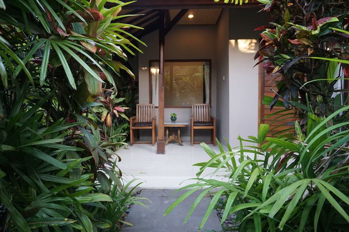 Hotel Exterior 140 of 160