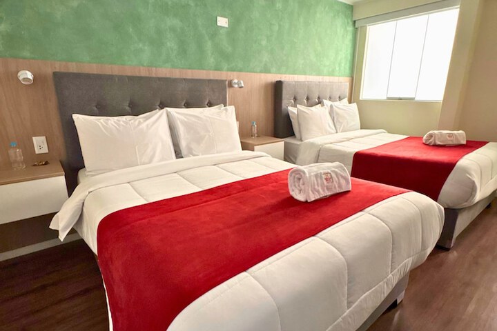 Room 30 of 48