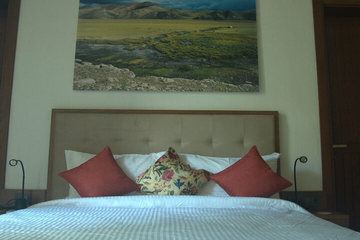 Room 15 of 82