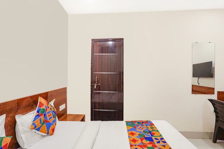 Room 18 of 24