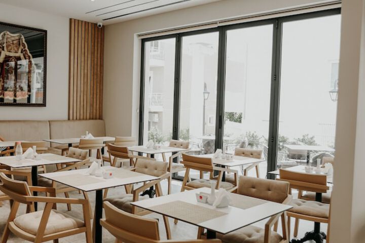 Hotel 92 of 92