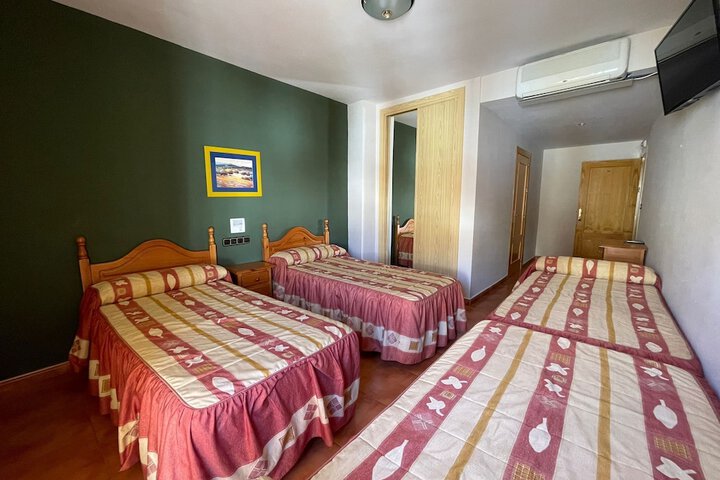 Room 17 of 46