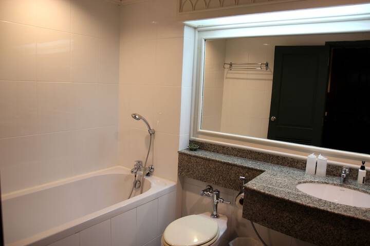 Room 20 of 47