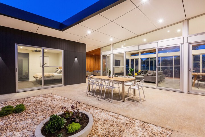 Terrace/Patio 18 of 50