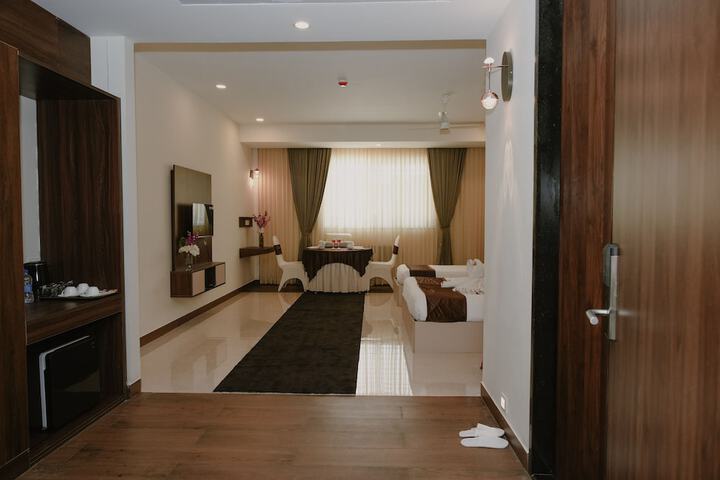 Room 3 of 22