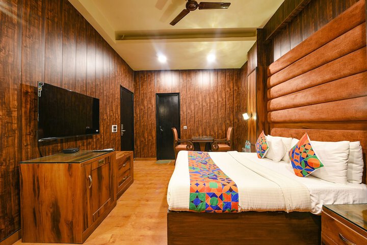 Room 35 of 44