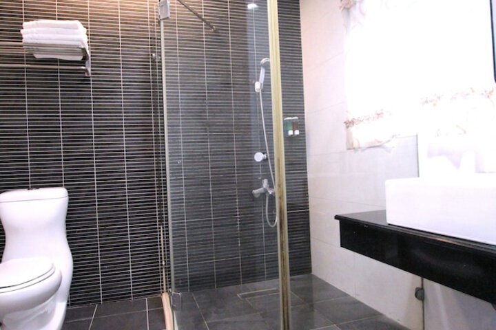 Room 46 of 60