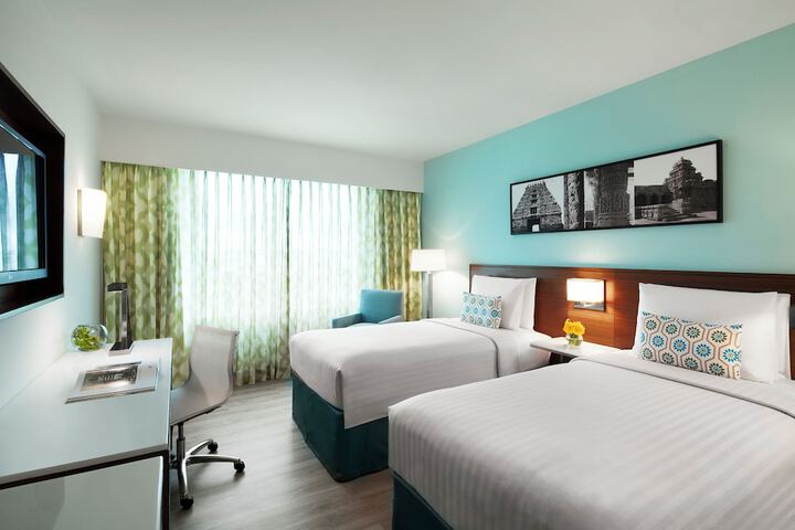 Room 10 of 41