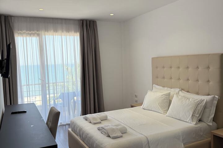 Room 97 of 207