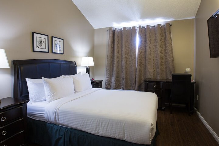 Room 7 of 36