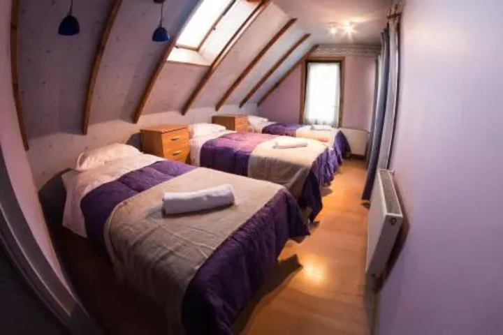 Room 3 of 14