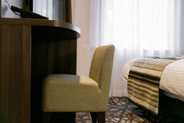 Room 22 of 60