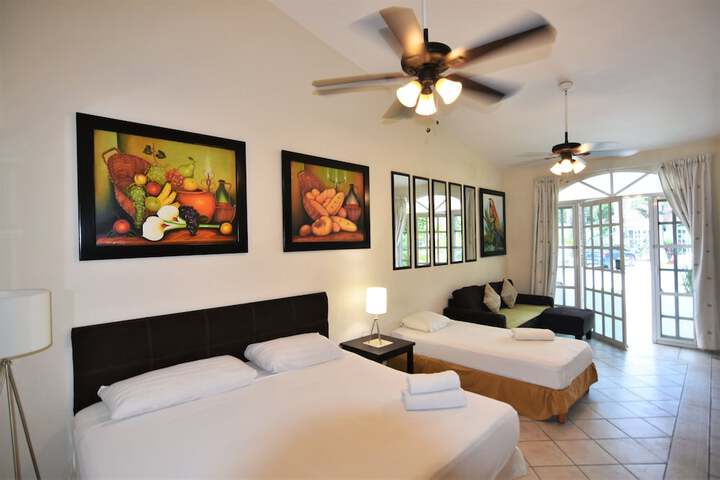Room 7 of 49