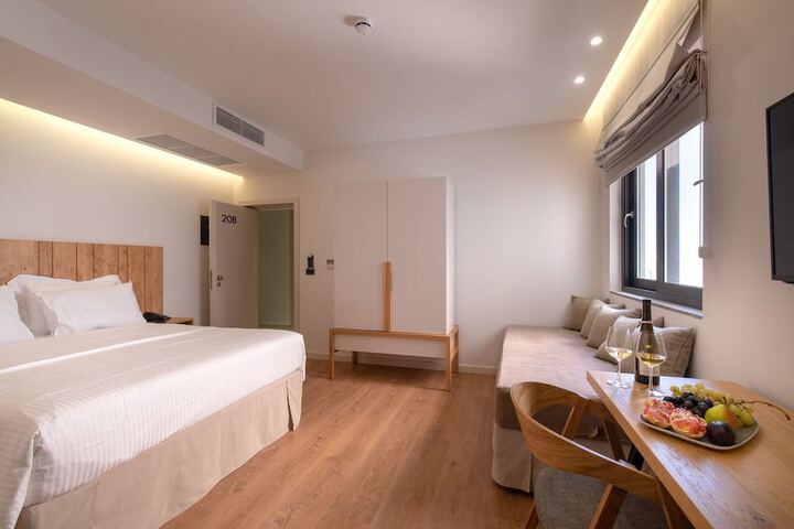 Room 89 of 163