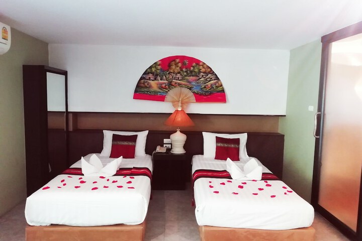 Room 20 of 76
