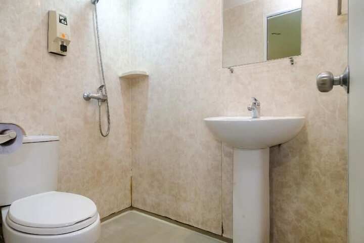 Room 35 of 42