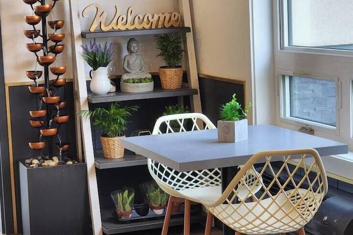 Coffee shop