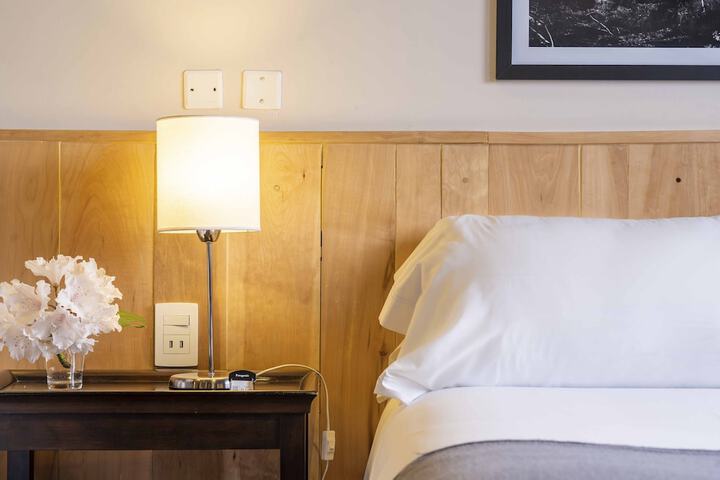 Room 3 of 55