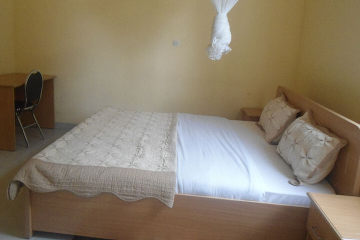 Room 37 of 42