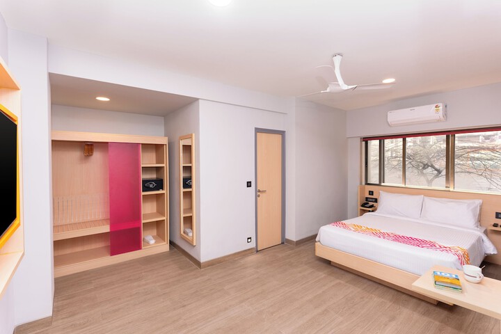 Room 17 of 53