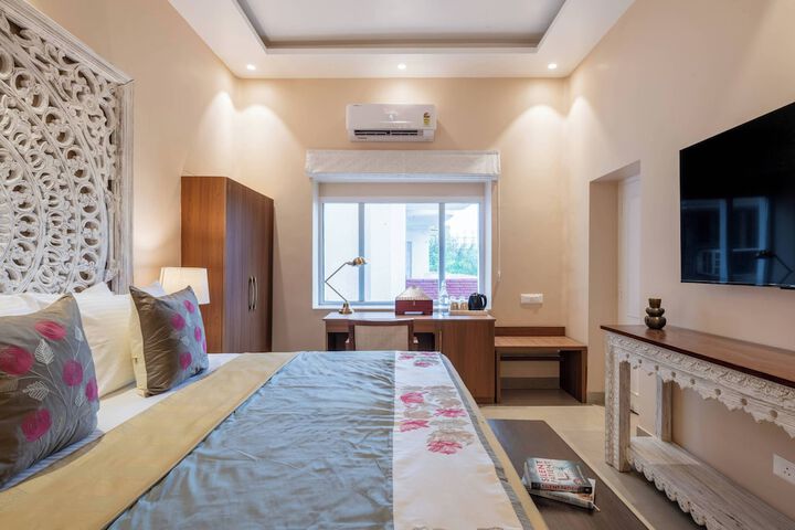 Room 18 of 226