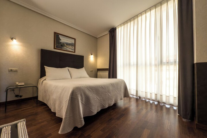 Room 46 of 93