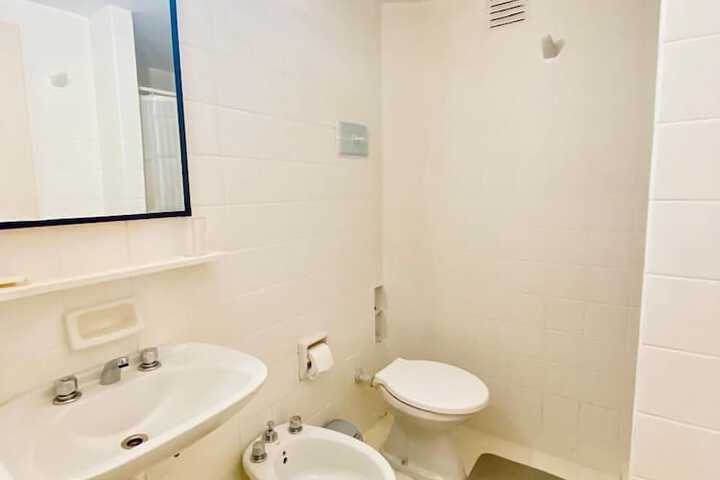 Room 12 of 23