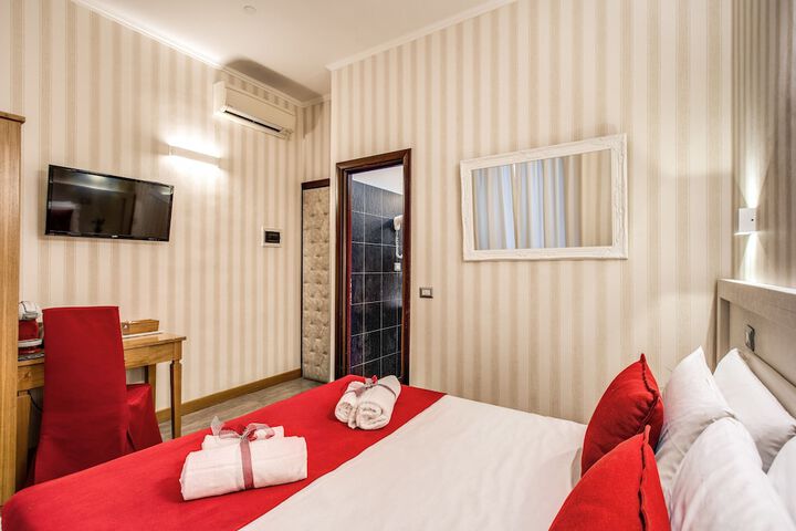 Room 49 of 99
