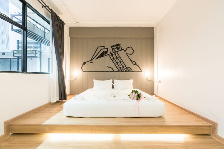 Room 27 of 96