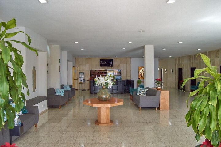 Hotel Interior 10 of 81