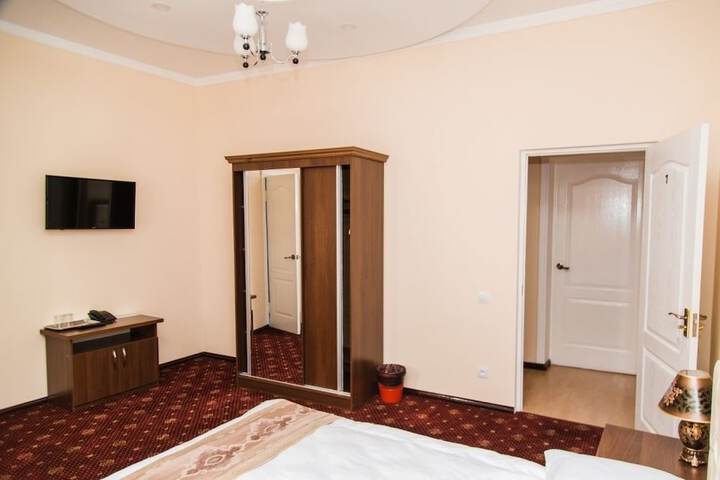 Room 26 of 60