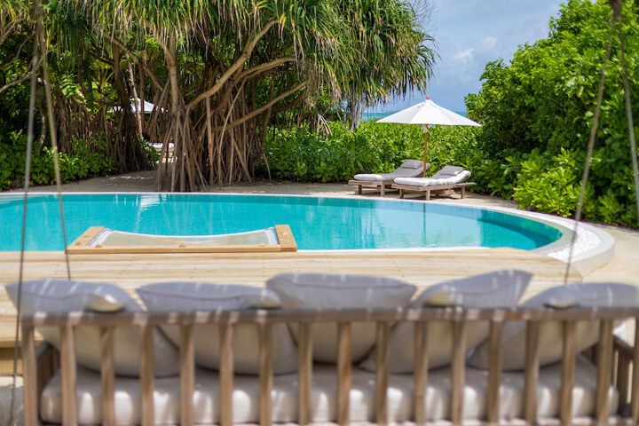 Room 161 of 307