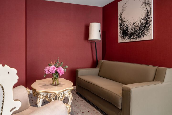 Room 20 of 93