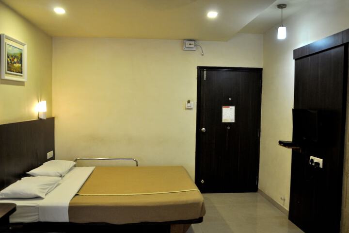 Room 14 of 59