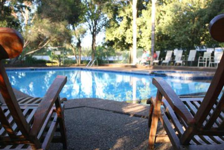 Pool 4 of 47