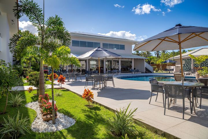Hotel Exterior 44 of 47