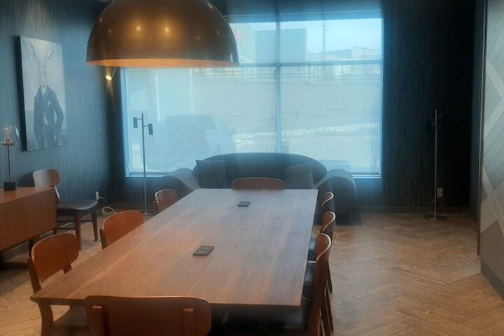 Meeting facility
