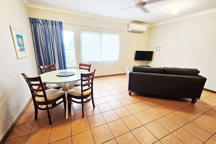 Room 13 of 28