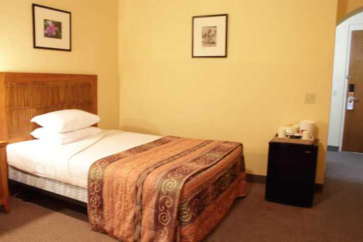 Room 16 of 45