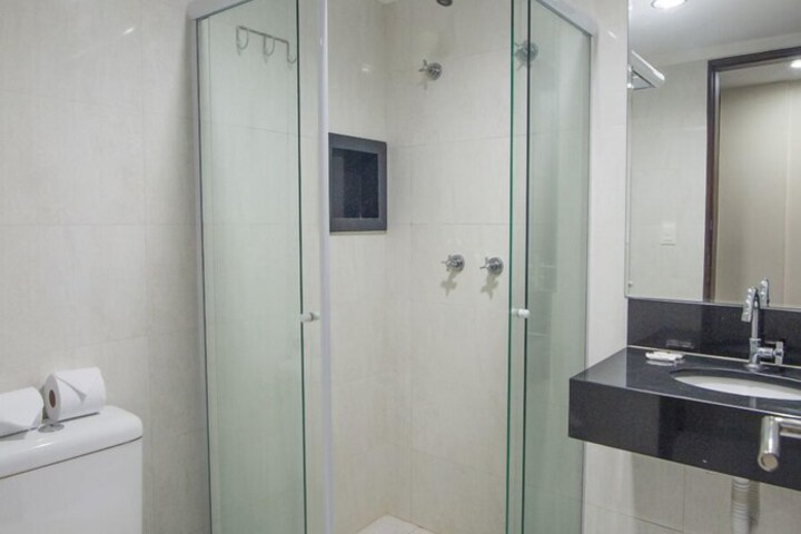 Room 14 of 27