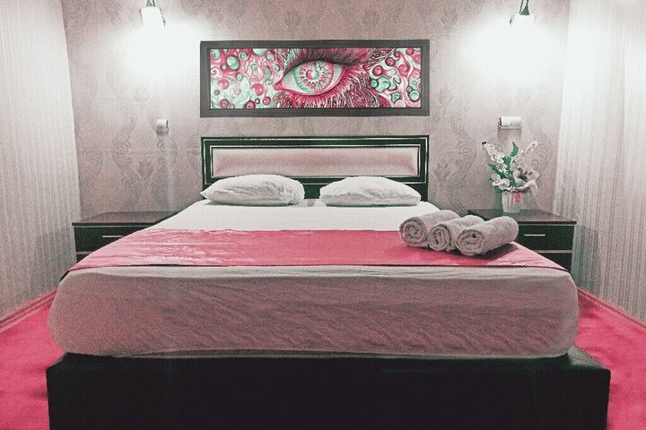 Room 30 of 42