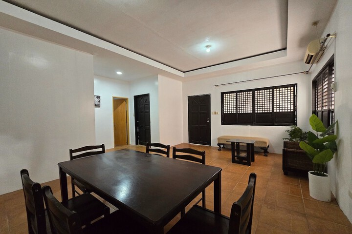 Room 19 of 80