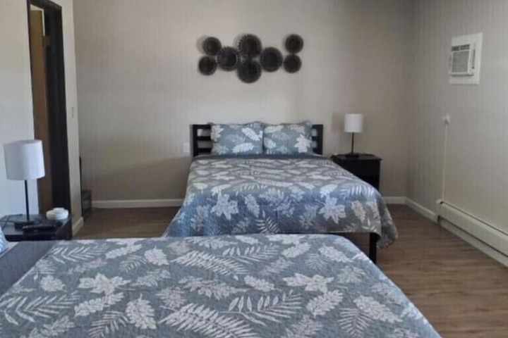 Room 5 of 35