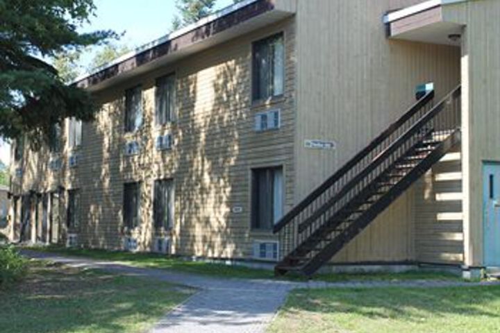 Hotel 7 of 42