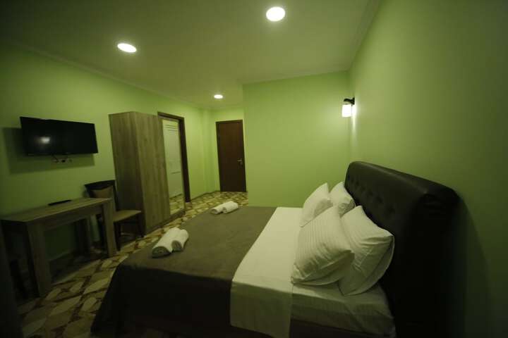 Room 5 of 51