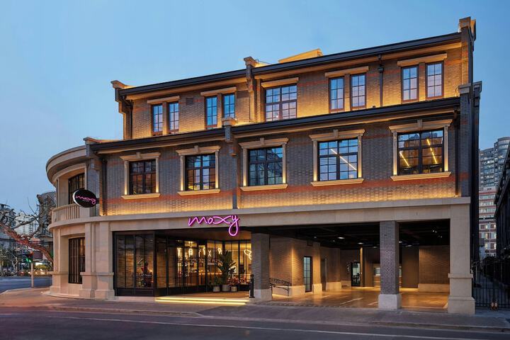 Hotel 31 of 35