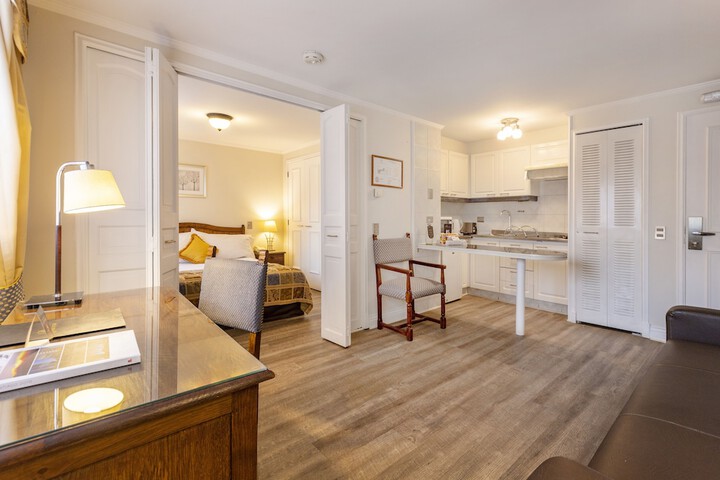 Private kitchenette
