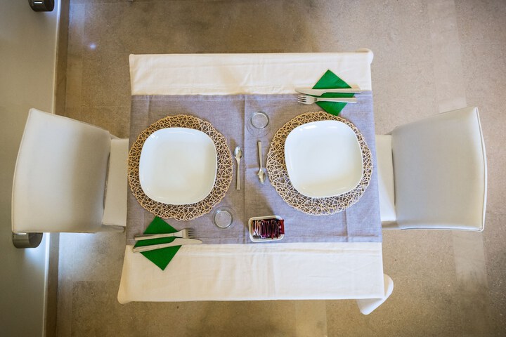 Dining 56 of 92