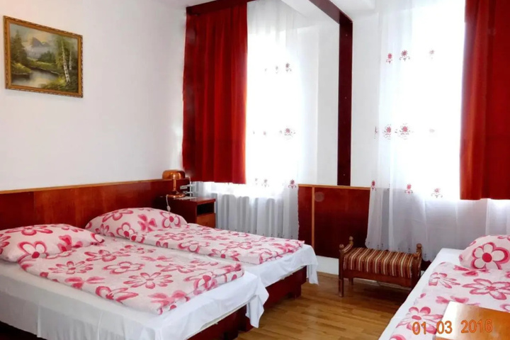 Room 5 of 21
